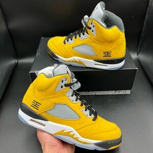 Size 7.5 - Air Jordan 5 Retro Tokyo 2025